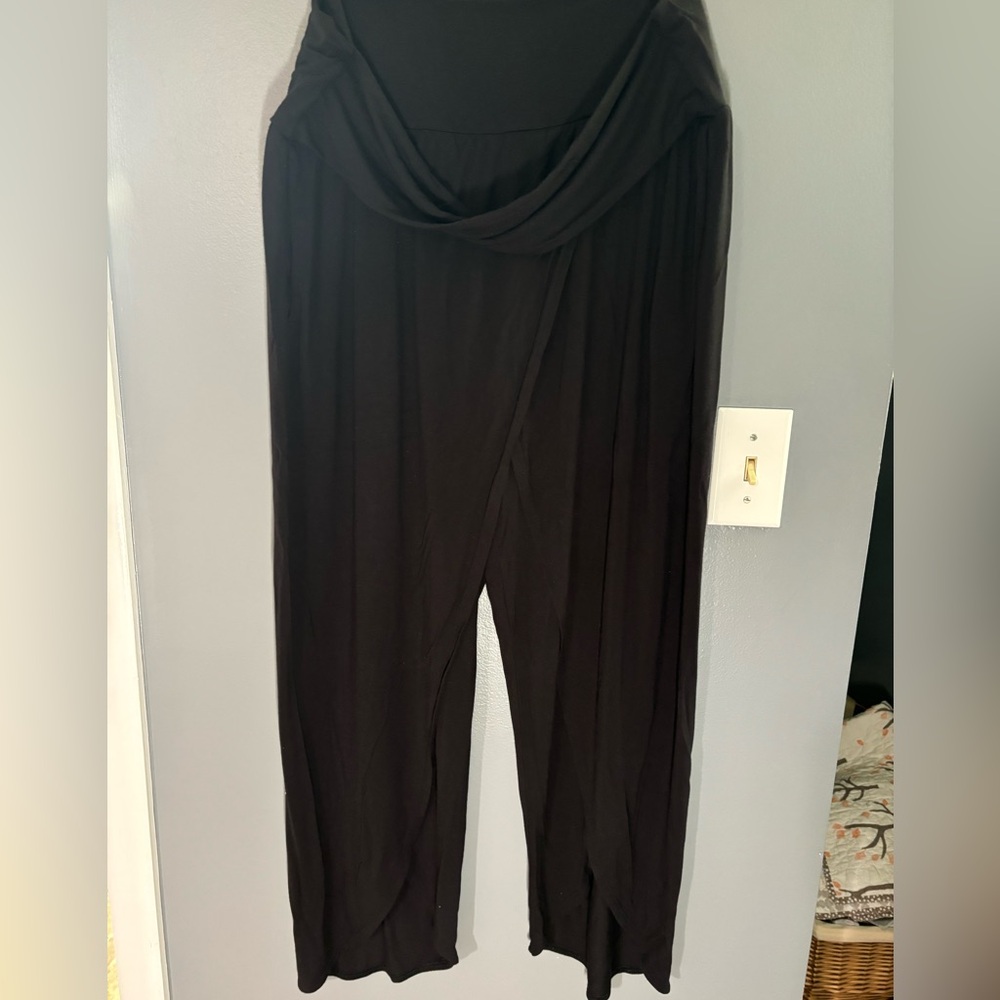 Black Athleta modal lounge pants-large